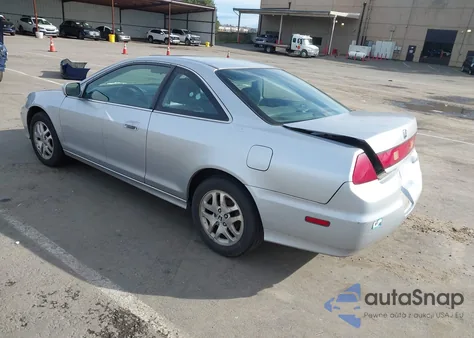 2001 Honda Accord 3.0 Ex z USA, uszkodzony, nr VIN 1HGCG22571A027125